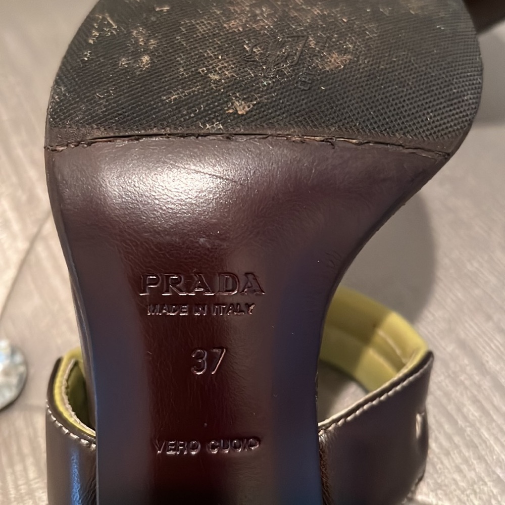 Prada sling backs - Picture 3 of 4